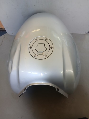 Serbatoio carburante benzina - carburante,