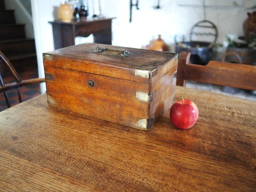 Una favolosa scatola legno - favolosa, in