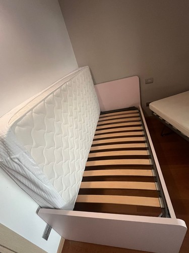 Letto singolo con - ,