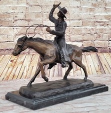 Bronzo Cowboy Scultura Lazo Western Cavallo Fine Art Remington Russell 10.4kg
