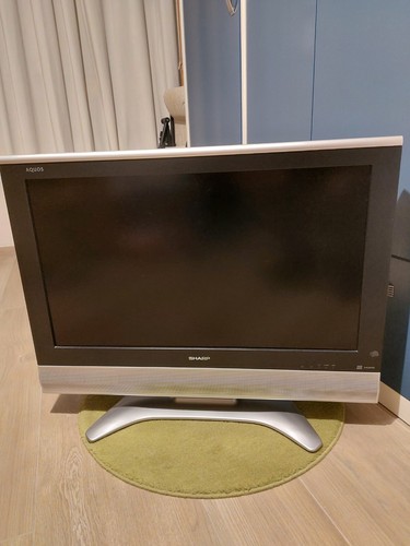 Televisione sharp aquos - aquos, 32"