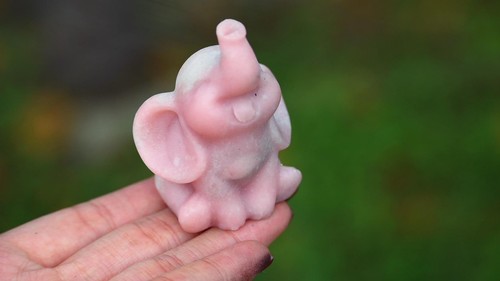 Elefante opale rosa naturale