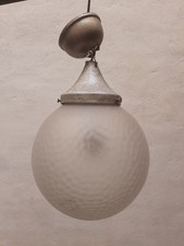 Lampadadario a palla sfera con vetro martellato, anni '30 vintage