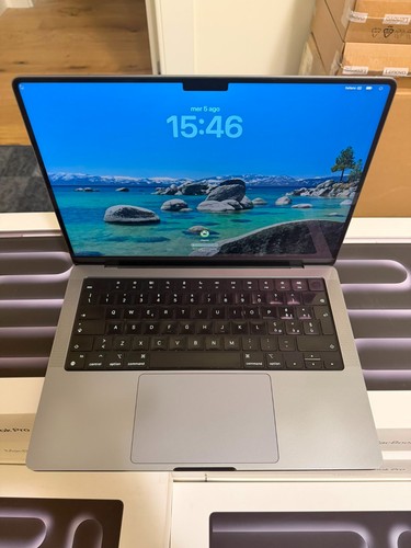 Macbook pro 16gb di - -,