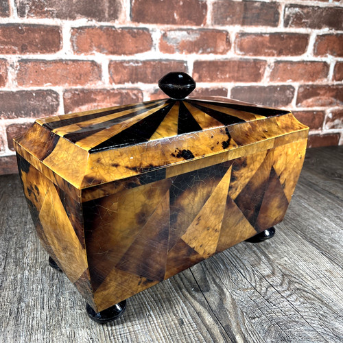 Tavola regency style penshell - tavola,
