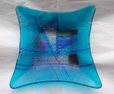 Bellissimo piatto quadrato in