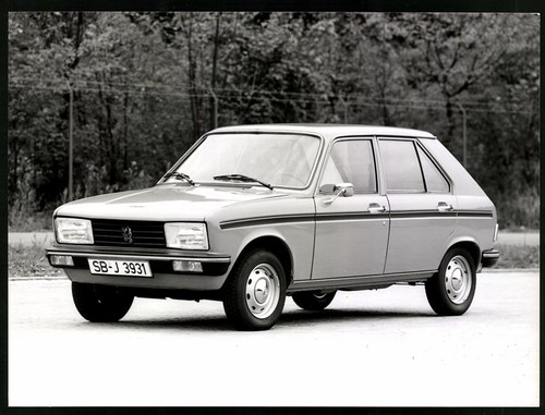 Fotografia auto peugeot 104 - fotografia,