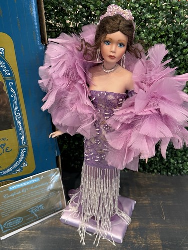Vtg 1999 lady - lady, fresia