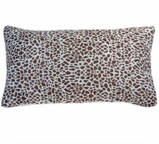IL LETTO BEN VESTITO Jiraf