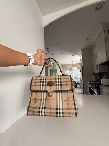Burberry beige checkered - burberry,