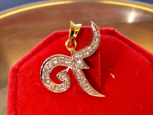 Pendente oro diamanti pendenti