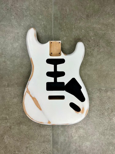 Stratocaster body relic white