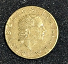 1981 R Italy 200 Lire