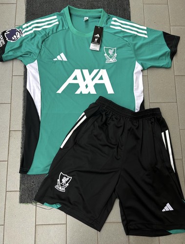 Liverpool maglia pantaloncini