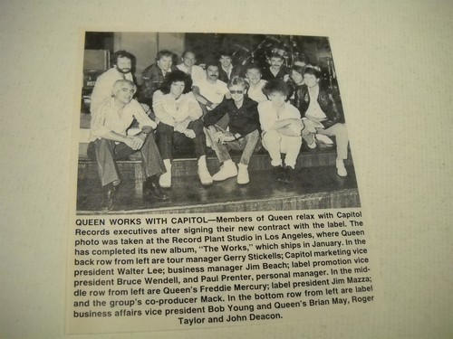 Queen relax con dirigenti - con,