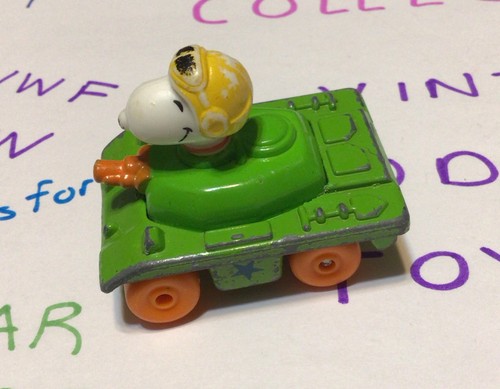 Peanuts snoopy carro armato - peanuts,