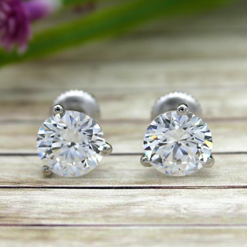 Round cut solitaire - ct,