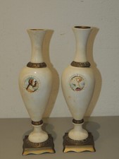 Coppia di Antichi vasi