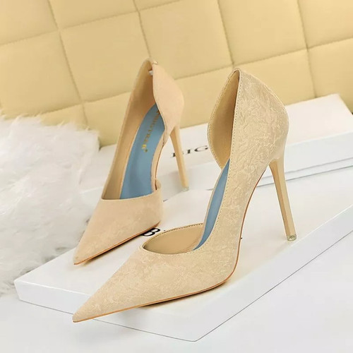 Decolte beige punta con - decolte,