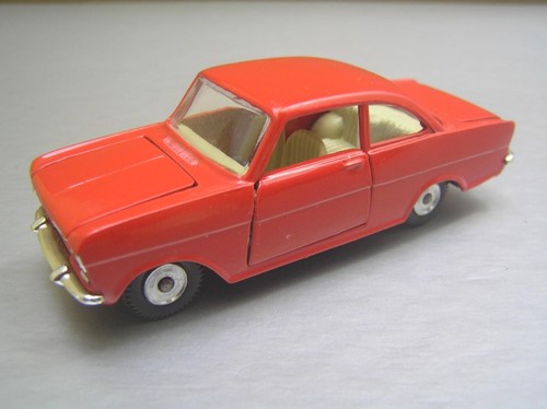 Politoys 510 opel - m,
