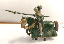 Cavaliere Medievale a Cavallo in Piombo