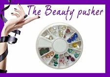 Ruota Cuori Strass 3D, Unghie