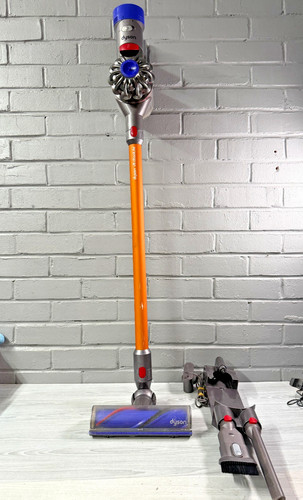 Dyson sv10 cordless vacuum - v8,