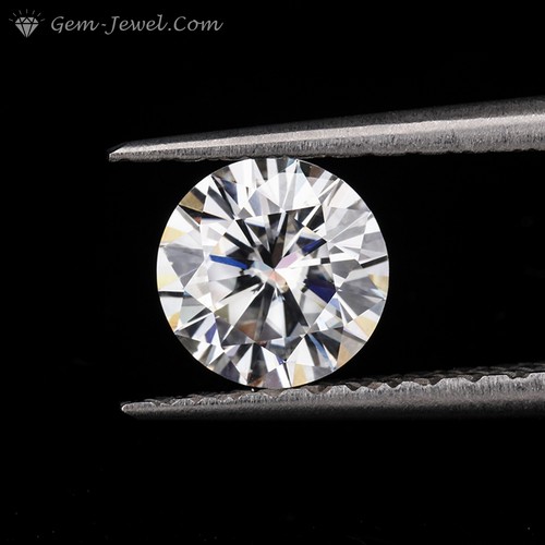 Moissanite sfusa taglio