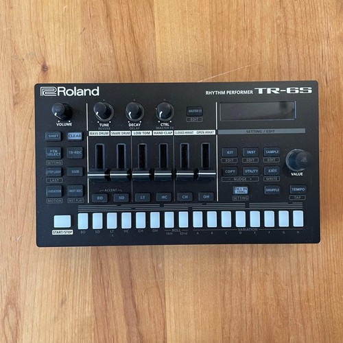 Roland rhythm performer - roland,