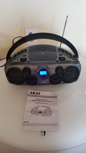 Akai ce2300 boombox radio - cd,