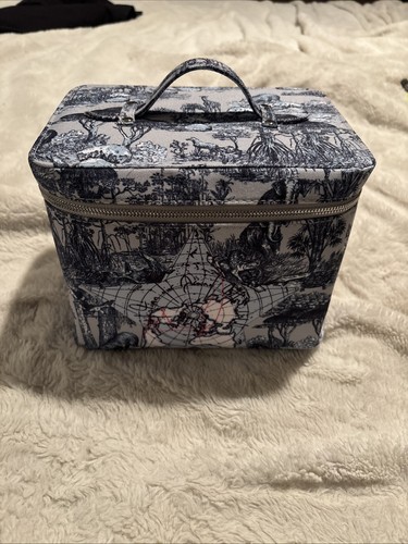 Dior gwp vanity case around - case,