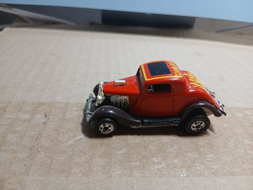 Hotwheels hot road ford - hot,