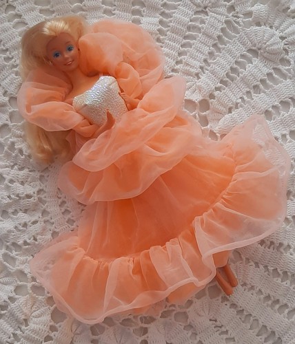 Barbie superstar peaches - superstar, and