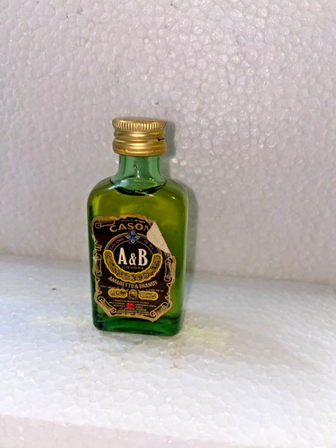 Mignon miniature amaretto - -,