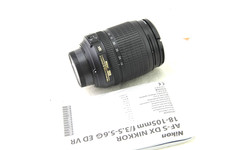 Nikon AF-S Nikkor 18-105 mm