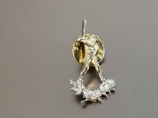 Spilla distintivo piccolo giocatore di baseball mazza 