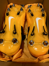 New Nike CTR 360 Maestri III