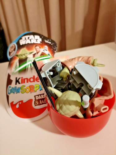 Uovo kinder gran sorpresa - uovo,