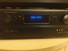 sintoamplificatore nad T 747