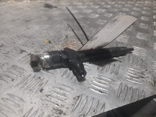 INIETTORE CARBURANTE MAZDA 6