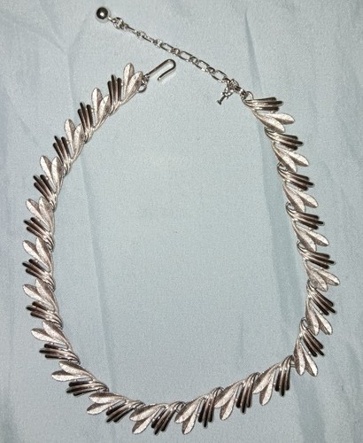 Collana trifari corona firmata - trifari,