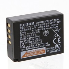 Batteria nuova originale Fujifilm NP-W126S per X-E2 X-E3 X-E4 X-H1 X-S10 X-T1 X-T3