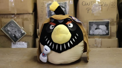 Rare nwt angry birds star - nwt,
