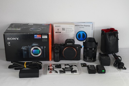 Sony mirrorless - a7,
