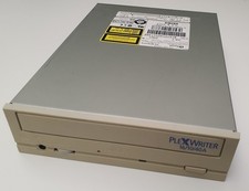 Masterizzatore CD Plextor