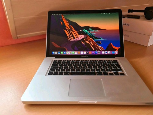 Apple macbook pro pollici - apple,