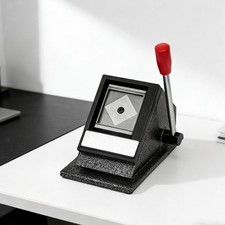 Taglierina per fototessere