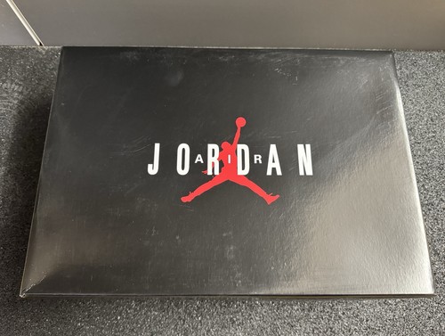 Air jordan retro - air,