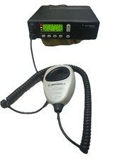 Motorola modello n.: M01UGL6PW4AN. Radio bidirezionale MCS 2000 con microfono ((#7))
