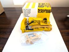 Conrad Caterpillar D9G con